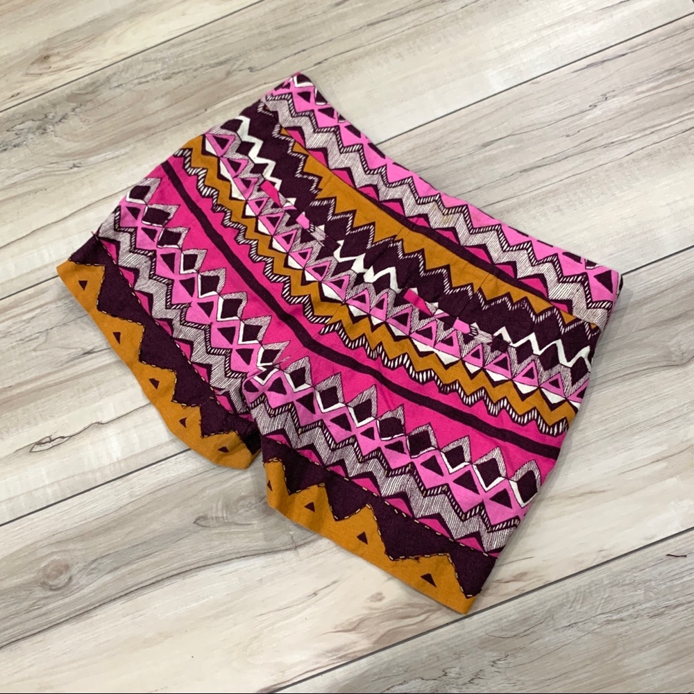 Loft Patterned Shorts - image 2